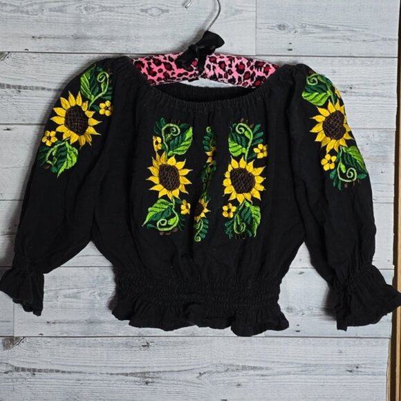 Vintage Tops - Vintage Black Sunflower Embroidered Off The Shoulder 3/4 Sleeve Crop Top